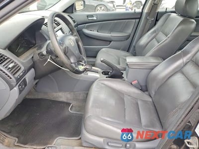 Zdjęcie 7 z 12 samochodu: 2006 HONDA ACCORD EX VIN:1HGCM66816A044546 - miniatura