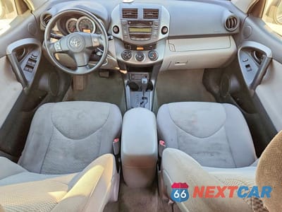 Zdjęcie 8 z 12 samochodu: 2011 TOYOTA RAV4 BASE VIN:2T3ZF4DV7BW073206 - miniatura