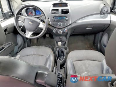 Zdjęcie 8 z 12 samochodu: 2014 CHEVROLET SPARK VIN:KL8CA6S98EC578788 - miniatura