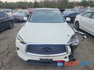 Piąte zdjęcie samochodu w środku: 2019 INFINITI QX50 ESSENTIAL VIN:3PCAJ5M36KF127150 - miniatura