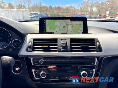 Zdjęcie 10 z 12 samochodu: 2018 BMW 320 XI VIN:WBA8E5G54JNU47029 - miniatura