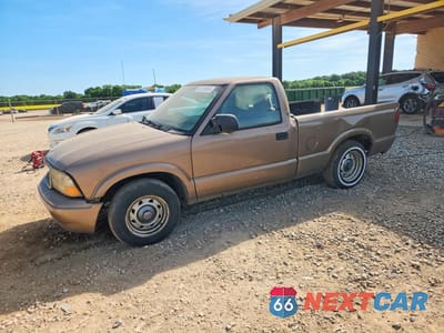 2002 GMC SONOMA 1GTCS145928156609 - główne zdjęcie licytacji z USA - miniatura