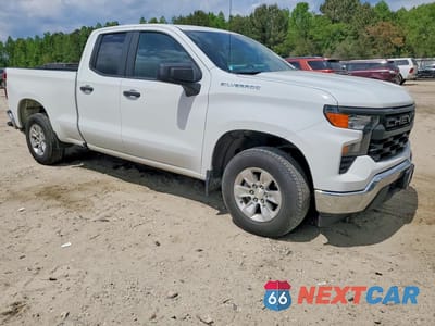 Czwarte zdjęcie samochodu z boku: 2022 CHEVROLET SILVERADO C1500 VIN:1GCRAAEK6NZ528911 - miniatura