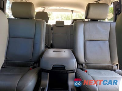 Zdjęcie 10 z 13 samochodu: 2015 TOYOTA SEQUOIA PLATINUM VIN:5TDDW5G14FS117453 - miniatura