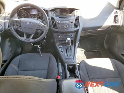 Zdjęcie 8 z 12 samochodu: 2016 FORD FOCUS SE VIN:1FADP3K27GL263985 - miniatura