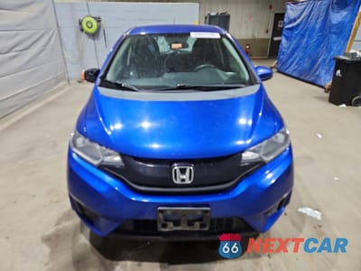 Piąte zdjęcie samochodu w środku: 2015 HONDA FIT LX VIN:3HGGK5H50FM735395 - miniatura