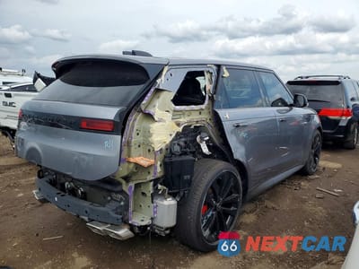 Trzecie zdjęcie samochodu z tyłu: 2025 LAND ROVER RANGE ROVER SPORT DYNAMIC SE VIN:SAL1L9E99SA471111 - miniatura