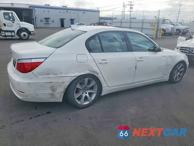 Trzecie zdjęcie samochodu z tyłu: 2008 BMW 535 I VIN:WBANW13598CZ73192 - miniatura