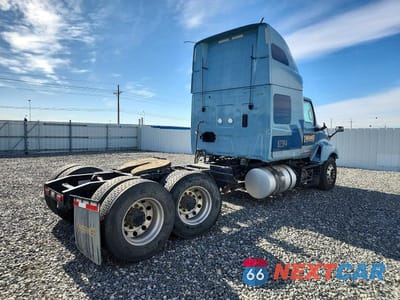 Czwarte zdjęcie samochodu z boku: 2023 INTERNATIONAL LT625 SEMI TRUCK VIN:3HSDZAPR1PN092522 - miniatura