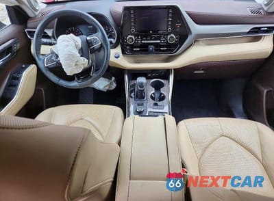 Zdjęcie 8 z 12 samochodu: 2020 TOYOTA HIGHLANDER LIMITED VIN:5TDDZRBH4LS022602 - miniatura