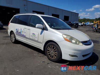 Czwarte zdjęcie samochodu z boku: 2010 TOYOTA SIENNA XLE LIMITED VIN:5TDYK4CC3AS298956 - miniatura