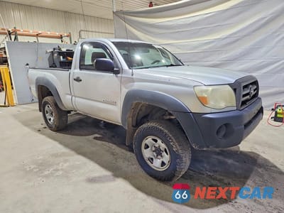 Czwarte zdjęcie samochodu z boku: 2005 TOYOTA TACOMA BASE VIN:5TEPX42N25Z008957 - miniatura