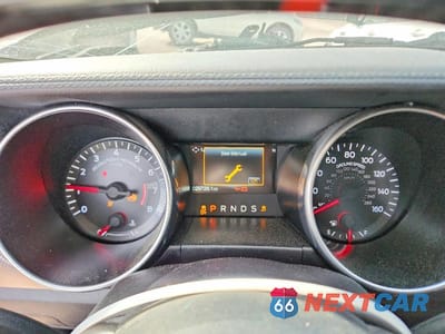 Zdjęcie 9 z 12 samochodu: 2018 FORD MUSTANG VIN:1FA6P8TH2J5165290 - miniatura