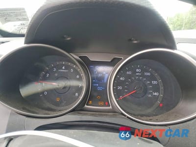 Zdjęcie 9 z 13 samochodu: 2016 HYUNDAI VELOSTER BASE VIN:KMHTC6AD9GU282582 - miniatura