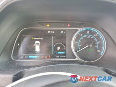 Zdjęcie 9 z 12 samochodu: 2023 NISSAN LEAF S VIN:1N4AZ1BV8PC554717 - miniatura