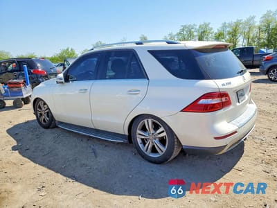 Drugie zdjęcie samochodu z przodu: 2013 MERCEDES-BENZ ML 350 4MATIC VIN:4JGDA5HB6DA137621 - miniatura