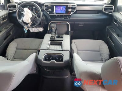Zdjęcie 8 z 12 samochodu: 2024 TOYOTA TUNDRA SR5 VIN:5TFLA5DB6RX169379 - miniatura