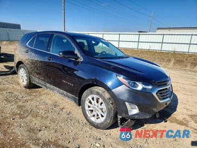 Czwarte zdjęcie samochodu z boku: 2020 CHEVROLET EQUINOX LT VIN:3GNAXKEV3LS529169 - miniatura