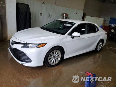 2019 TOYOTA CAMRY LE 4T1B11HK1KU255507 - główne zdjęcie licytacji z USA - miniatura