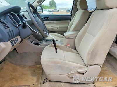 Zdjęcie 7 z 12 samochodu: 2006 TOYOTA TACOMA ACCESS CAB VIN:5TETX22N56Z243129 - miniatura