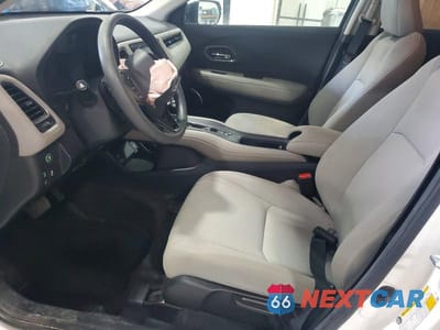 Zdjęcie 7 z 12 samochodu: 2021 HONDA HR-V EX VIN:3CZRU6H5XMM727478 - miniatura