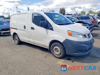 Czwarte zdjęcie samochodu z boku: 2015 NISSAN NV200 S VIN:3N6CM0KN3FK695051 - miniatura
