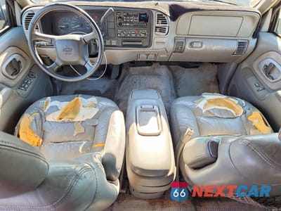 Zdjęcie 8 z 12 samochodu: 1999 CHEVROLET TAHOE K1500 VIN:1GNEK13R4XR102284 - miniatura