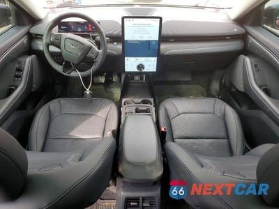 Zdjęcie 8 z 13 samochodu: 2025 FORD MUSTANG MACH-E PREMIUM VIN:3FMTK3SU7SMA64721 - miniatura