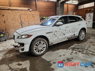 2018 JAGUAR F-PACE PREMIUM SADCJ2GX3JA238188 - główne zdjęcie licytacji z USA - miniatura