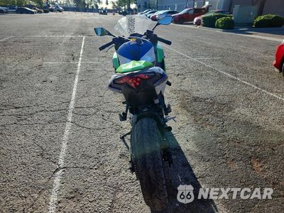 Czwarte zdjęcie samochodu z boku: 2024 KAWASAKI EX500 A VIN:ML5EXGJ18RDA31856 - miniatura