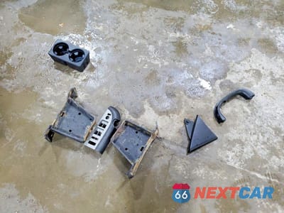 Zdjęcie 12 z 12 samochodu: 2008 GMC SIERRA K1500 VIN:2GTEK13M981123803 - miniatura