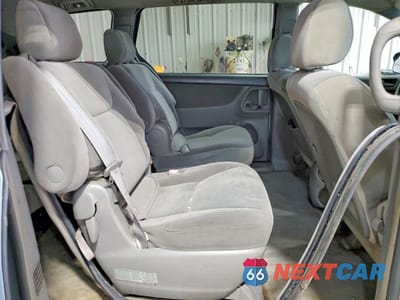 Zdjęcie 11 z 12 samochodu: 2005 TOYOTA SIENNA LE 7 PASSENGER VIN:5TDZA23C95S256292 - miniatura