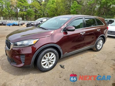 2019 KIA SORENTO LX 5XYPGDA30KG569311 - główne zdjęcie licytacji z USA - miniatura