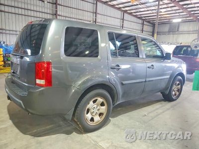 Trzecie zdjęcie samochodu z tyłu: 2011 HONDA PILOT VIN:5FNYF4H2XBB014071 - miniatura
