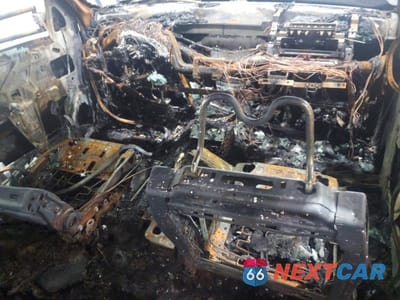 Zdjęcie 8 z 11 samochodu: 2008 GMC SIERRA K1500 VIN:2GTFK13Y181285030 - miniatura