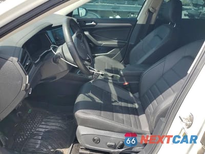 Zdjęcie 7 z 11 samochodu: 2022 VOLKSWAGEN JETTA SE VIN:3VWEM7BU3NM010428 - miniatura