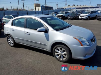 Czwarte zdjęcie samochodu z boku: 2011 NISSAN SENTRA 2.0 VIN:3N1AB6APXBL703353 - miniatura