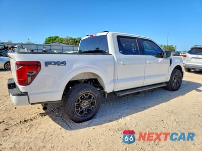 Trzecie zdjęcie samochodu z tyłu: 2025 FORD F150 XLT VIN:1FTFW3L85SKF04918 - miniatura