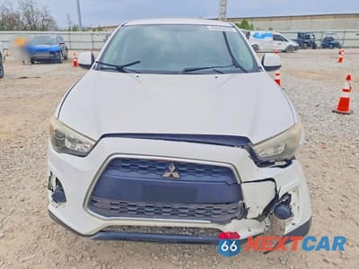 Piąte zdjęcie samochodu w środku: 2013 MITSUBISHI OUTLANDER SPORT ES VIN:4A4AP3AU6DE015400 - miniatura