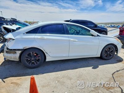 Trzecie zdjęcie samochodu z tyłu: 2011 HYUNDAI SONATA GLS VIN:5NPEB4AC5BH157187 - miniatura