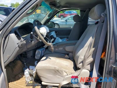 Zdjęcie 7 z 13 samochodu: 2000 TOYOTA TUNDRA SR5 VIN:5TBRT3414YS083078 - miniatura
