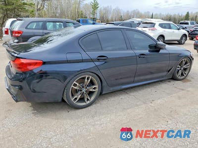 Trzecie zdjęcie samochodu z tyłu: 2020 BMW M550XI VIN:WBAJS7C00LCE67134 - miniatura