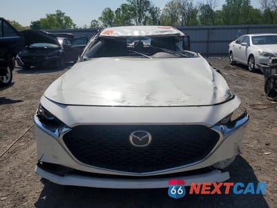 Piąte zdjęcie samochodu w środku: 2021 MAZDA 3 SELECT VIN:JM1BPBBLXM1331014 - miniatura