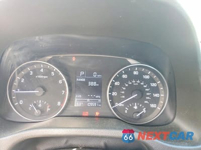 Zdjęcie 9 z 11 samochodu: 2017 HYUNDAI ELANTRA SE VIN:5NPD84LF6HH091047 - miniatura