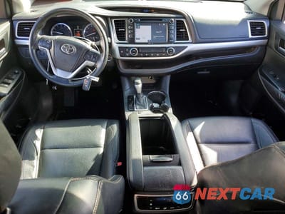 Zdjęcie 8 z 14 samochodu: 2014 TOYOTA HIGHLANDER XLE VIN:5TDKKRFH2ES013308 - miniatura