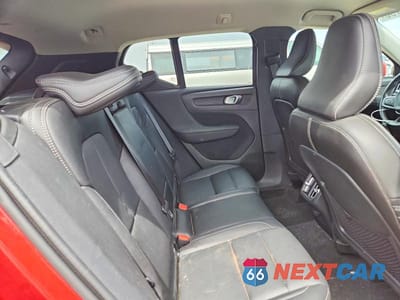 Zdjęcie 11 z 13 samochodu: 2019 VOLVO XC40 T5 MOMENTUM VIN:YV4162UK0K2138264 - miniatura
