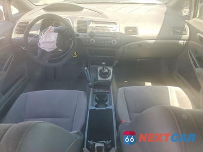Zdjęcie 8 z 12 samochodu: 2008 HONDA CIVIC LX VIN:2HGFA15588H353077 - miniatura