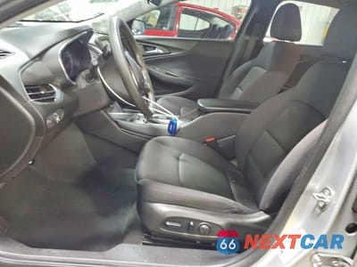 Zdjęcie 7 z 12 samochodu: 2017 CHEVROLET MALIBU LT VIN:1G1ZE5ST8HF255834 - miniatura