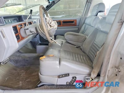 Zdjęcie 7 z 12 samochodu: 1990 CADILLAC FLEETWOOD 60 SPECIAL VIN:1G6CS5332L4248387 - miniatura