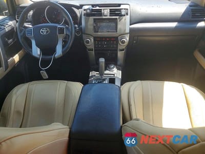 Zdjęcie 8 z 13 samochodu: 2011 TOYOTA 4RUNNER LIMITED VIN:JTEBU5JR7B5068708 - miniatura